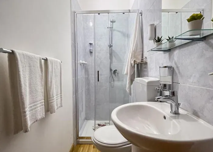 Elios בית הארחה קטאניה